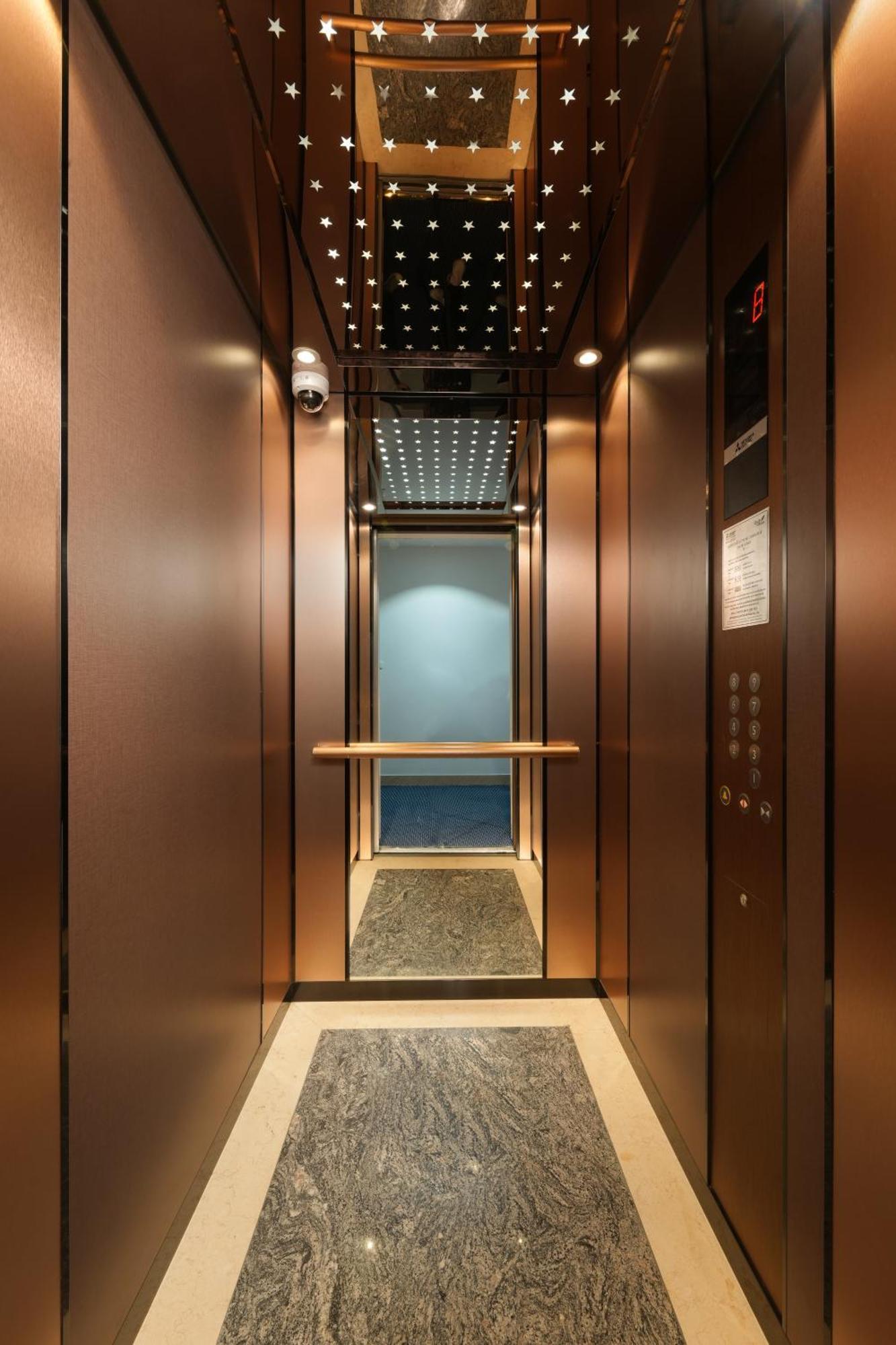 Sq Hang Gai Hotel & Spa Hanoi Exterior foto